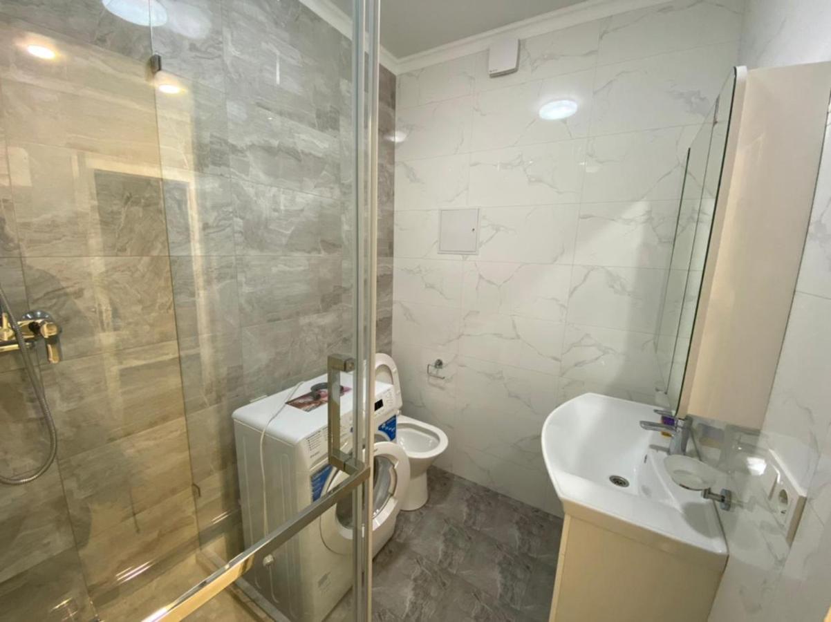 Vip Apartment Mountain View 알마티 외부 사진